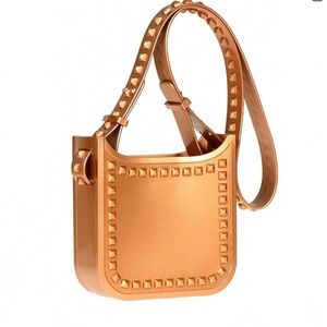 NWT Carmen Sol Rose Gold Lisa Crossbody